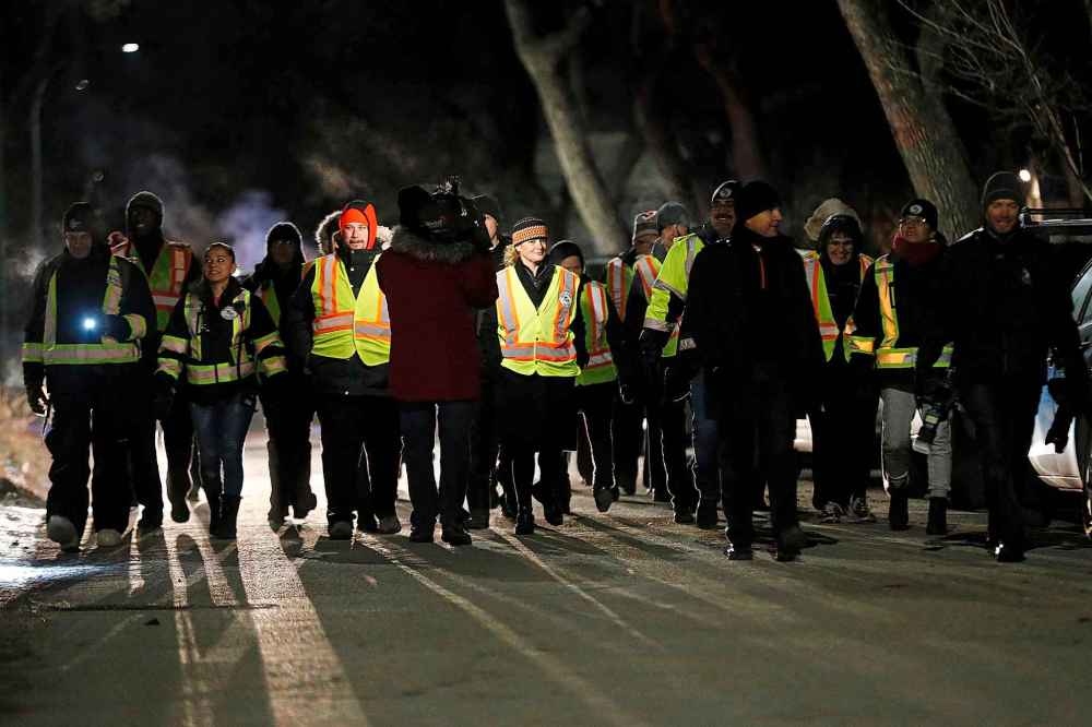 JOHN WOODS / WINNIPEG FREE PRESS
Julie Payette, Governor General of Canada, met and walked with the Bear Clan Patrol in Winnipeg's North End, Monday.