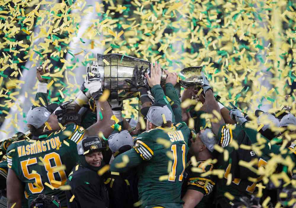 RYAN REMIORZ / THE CANADIAN PRESS
The Edmonton Eskimos won the 103rd Grey Cup on Sunday, with a number of former Bombers playing a key role in the victory.