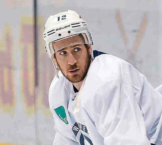 THE CANADIAN PRESS/John WoodsWinnipeg Jets' Kevin Hayes.