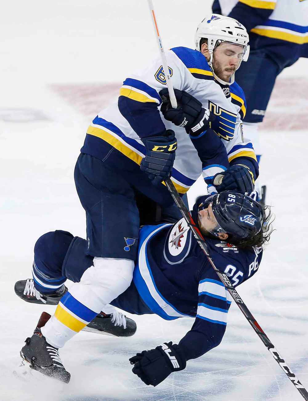 Mathieu Perreault should be back in the lineup Sunday after missing Friday's game with an upper-body injury. (John Woods / The Canadian Press)