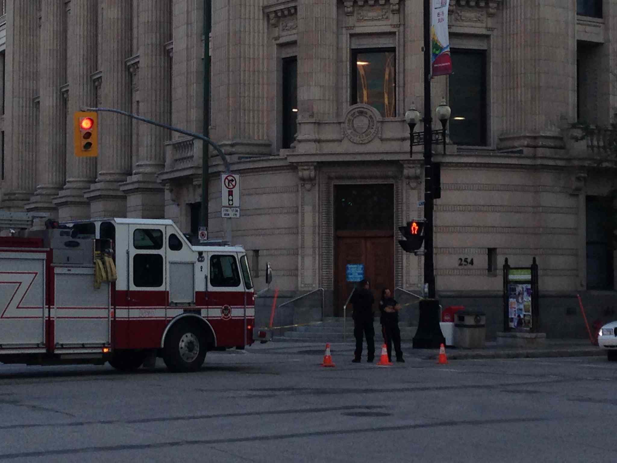 Downtown buildings reopen following gas leak Winnipeg Free Press