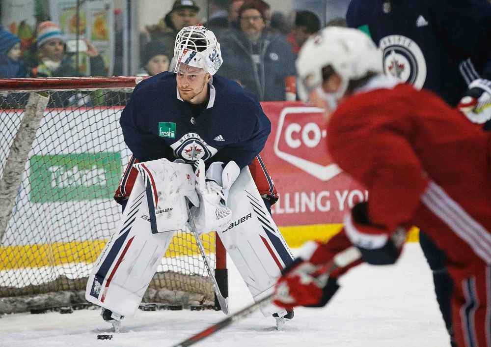 JOHN WOODS / WINNIPEG FREE PRESS
Winnipeg Jets goaltender Laurent Brossoit's 2.11 goals-against-average and .939 save percentage are first overall NHL for goalies with 9 or more starts this season.