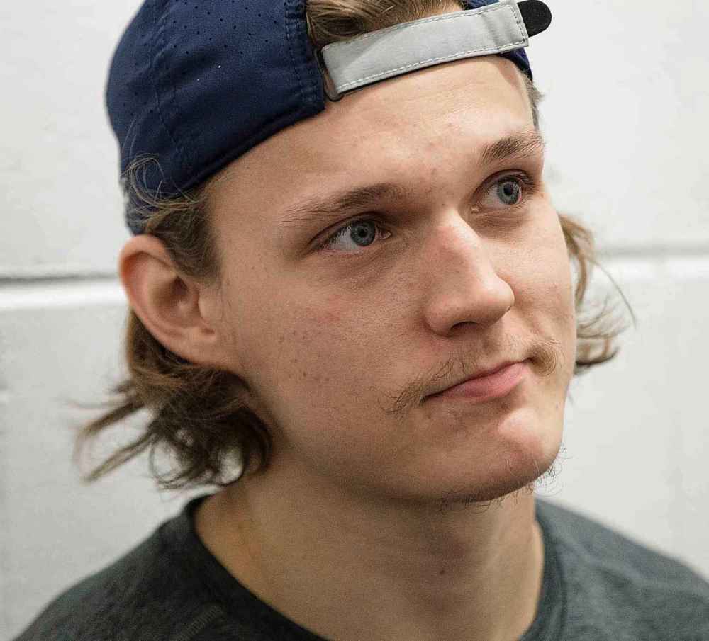 MIKE DEAL / WINNIPEG FREE PRESS FILES
Winnipeg Jets' Sami Niku was not happy with his play Thursday against the Chicago Blackhawks.