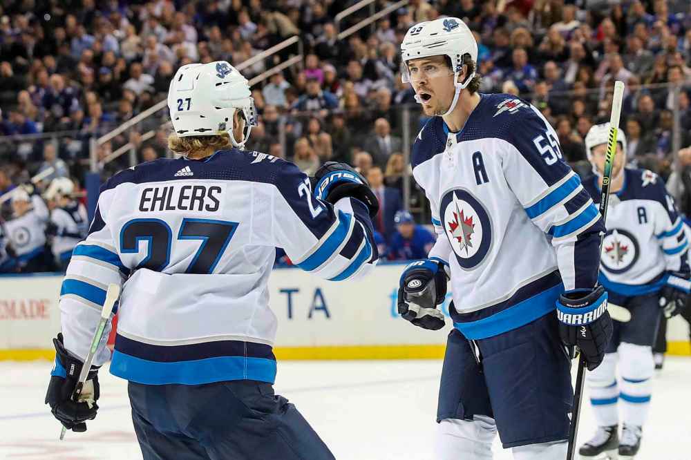 (AP Photo/Mary Altaffer)
Winnipeg Jets centre Mark Scheifele celebrates his goal with left wing Nikolaj Ehlers during the first period.