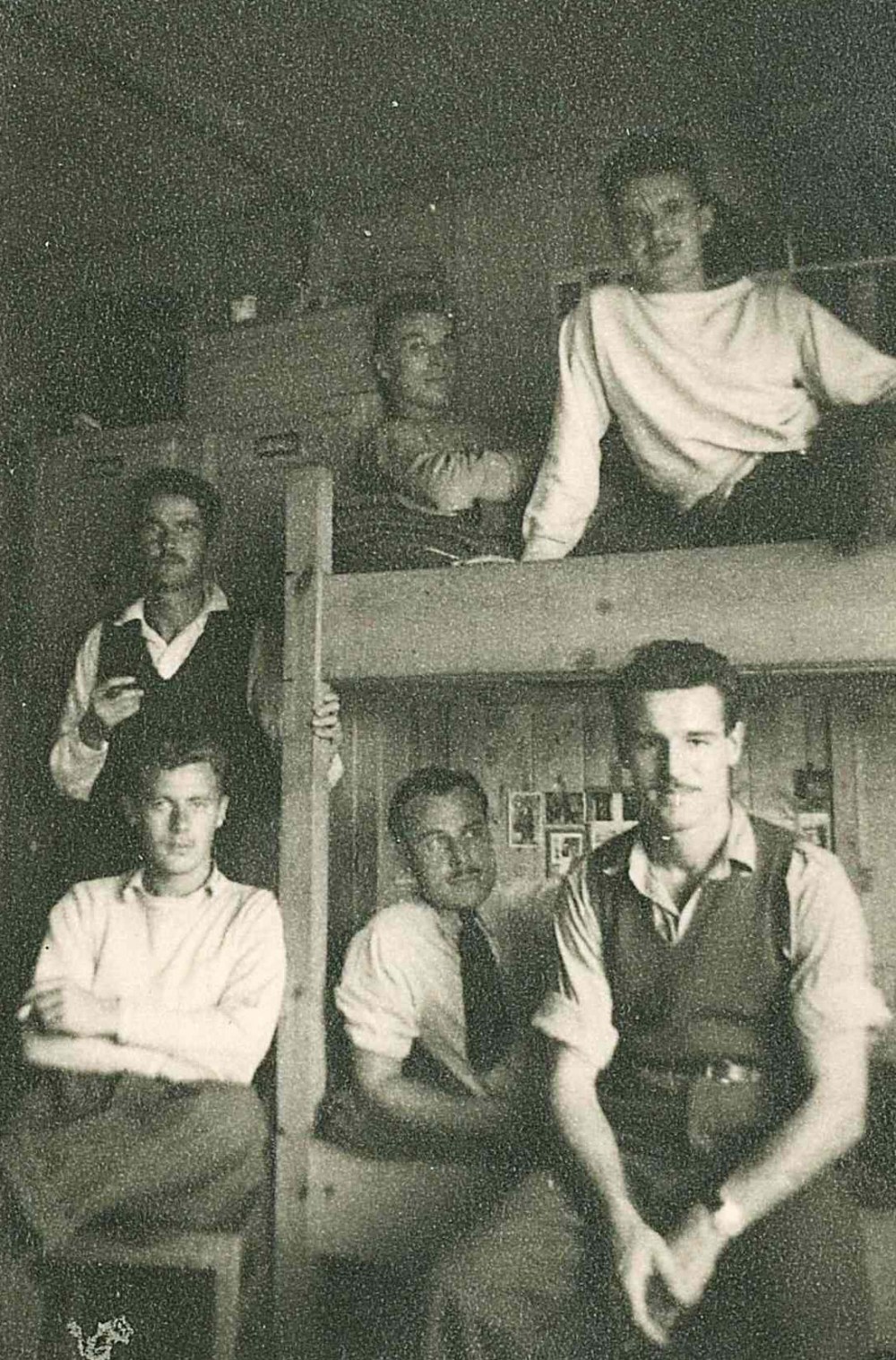 SUPPLIED PHOTO
In the barracks at Stalag Luft III. Back row, from left: Alec Bristow, Bill Greenaway, Gordie King. Front row: Ted White, Ronnie Rondeau, Harry Crease.