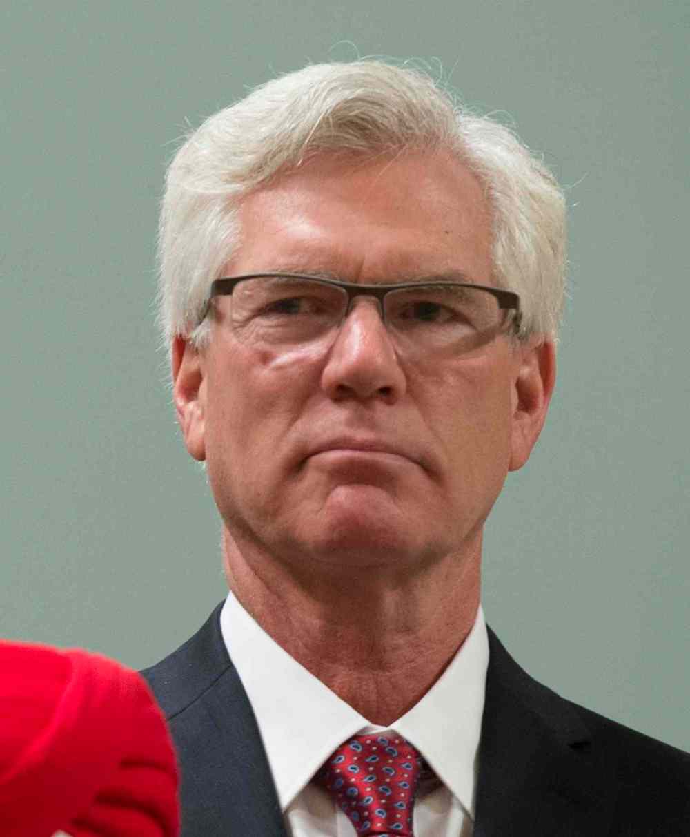 THE CANADIAN PRESS/Justin Tang
Minister of Natural Resources James Carr is seen during a group photo after being sworn in Wednesday Nov.4, 2015 in Ottawa.