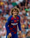 FC Barcelona's Antoine Griezmann during the Joan Gamper trophy soccer match between FC Barcelona and Arsenal at the Camp Nou stadium in Barcelona, Spain, Sunday, Aug. 4, 2019. (AP Photo/Joan Monfort)