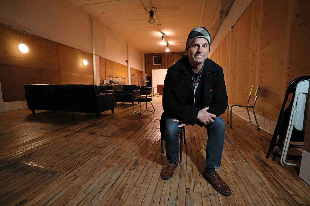 RUTH BONNEVILLE / WINNIPEG FREE PRESS FILES
Rick Lees, executive director of the Main Street Project, in the warming shelter on Main St. which is part of the old Mitchell Fabrics store.