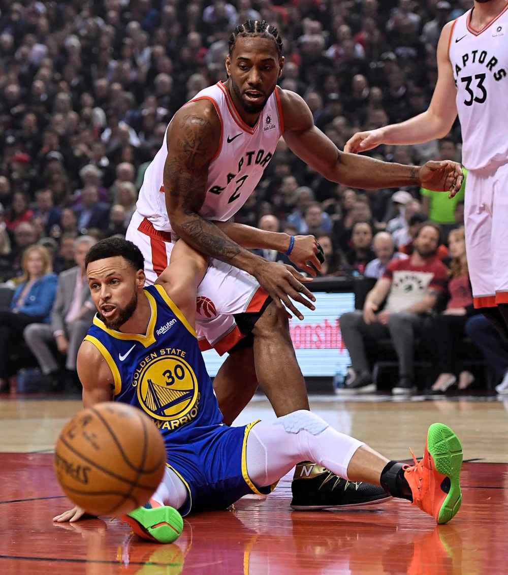 THE CANADIAN PRESS/Frank Gunn
Thursday's Game 1 featured two NBA superstars, Golden State Warriors guard Stephen Curry and Toronto Raptors forward Kawhi Leonard, going head-to-head.