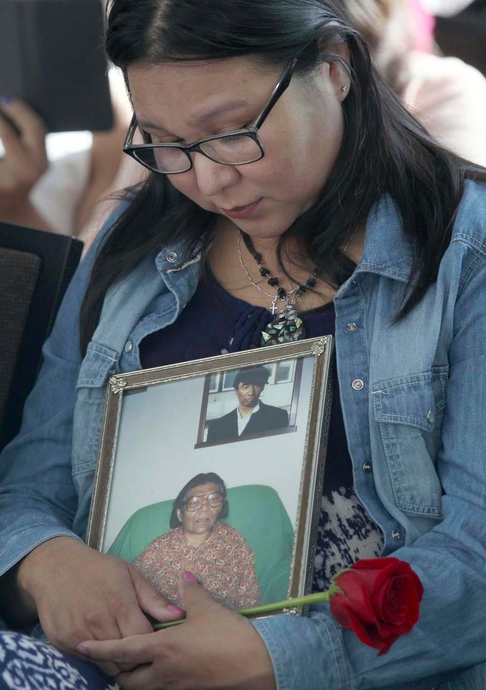 JOE BRYKSA / WINNIPEG FREE PRESS
Jennifer Tom of Tadoule Lake gets emotional holding a picture of her grandmother Mamie Tom who died of cancer in 1993.