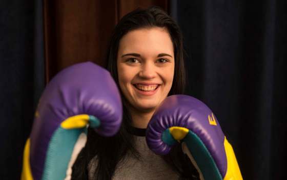 MIKE DEAL / WINNIPEG FREE PRESS FILESCalli Vanderaa, 17, has taken up boxing since she was shot last year.
