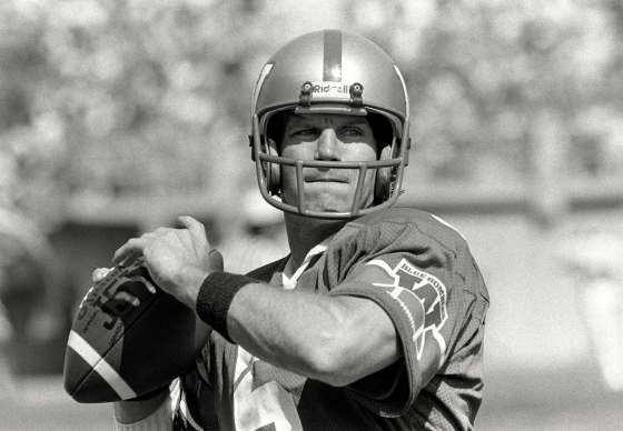 KEN GIGLIOTTI / WINNIPEG FREE PRESS FILESFormer Winnipeg Blue Bomber QB Dieter Brock, seen here in 1981, played 10 seasons with the Bombers from 1974 to 1983.