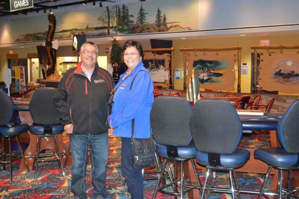 KRISTIN ANNABLE / WINNIPEG FREE PRESS
Chemawawin Chief Clarence Easter and CEO Suzanne Barbeau-Bracegirdle on the casino floor. The casino wants to move to the Winnipeg area. They met with two PC ministers Monday.