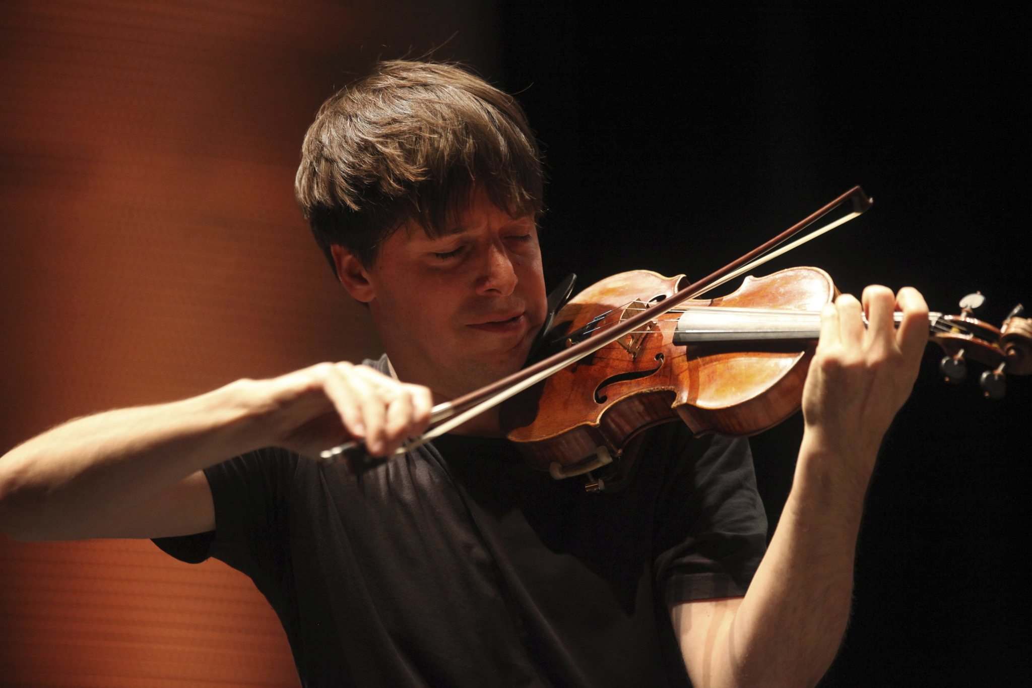 Breathtaking show by violinist Bell Winnipeg Free Press