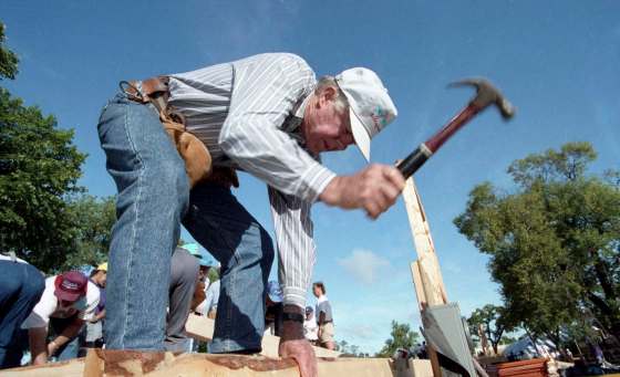 WENDELL PHILLIPS / WINNIPEG FREE PRESSFormer U.S. president Jimmy Carter in Winnipeg for Habitat for Humanityin 1993.