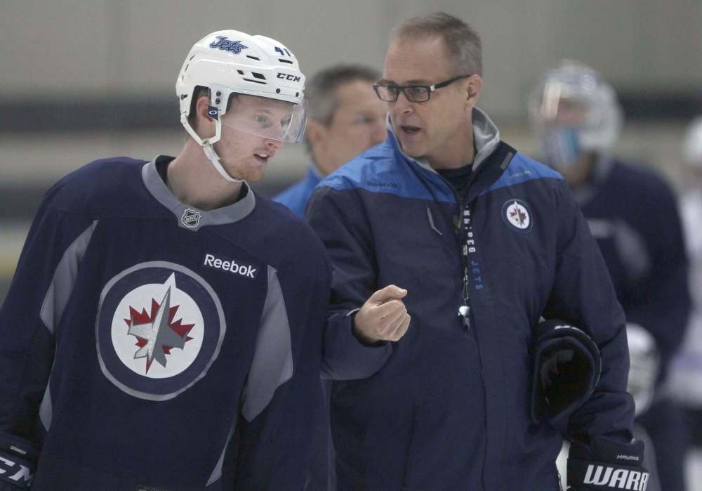 JOE BRYKSA / WINNIPEG FREE PRESS
Winnipeg Jets Kyle Connor gets some advice form Jets coach Paul Maurice during a light skate Thursday in Winnipeg.