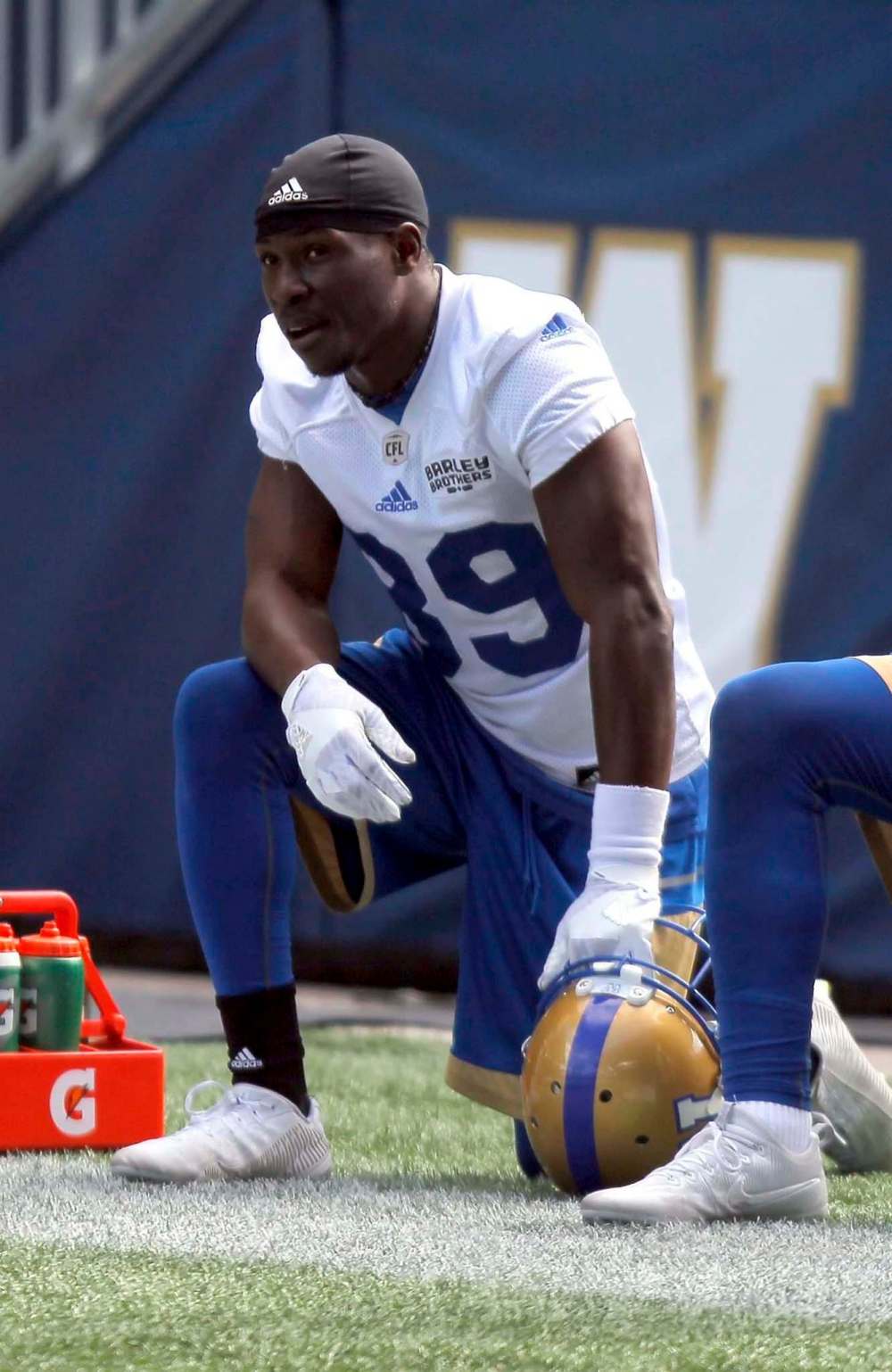 BORIS MINKEVICH / WINNIPEG FREE PRESS files
Blue Bombers receiver Clarence Denmark