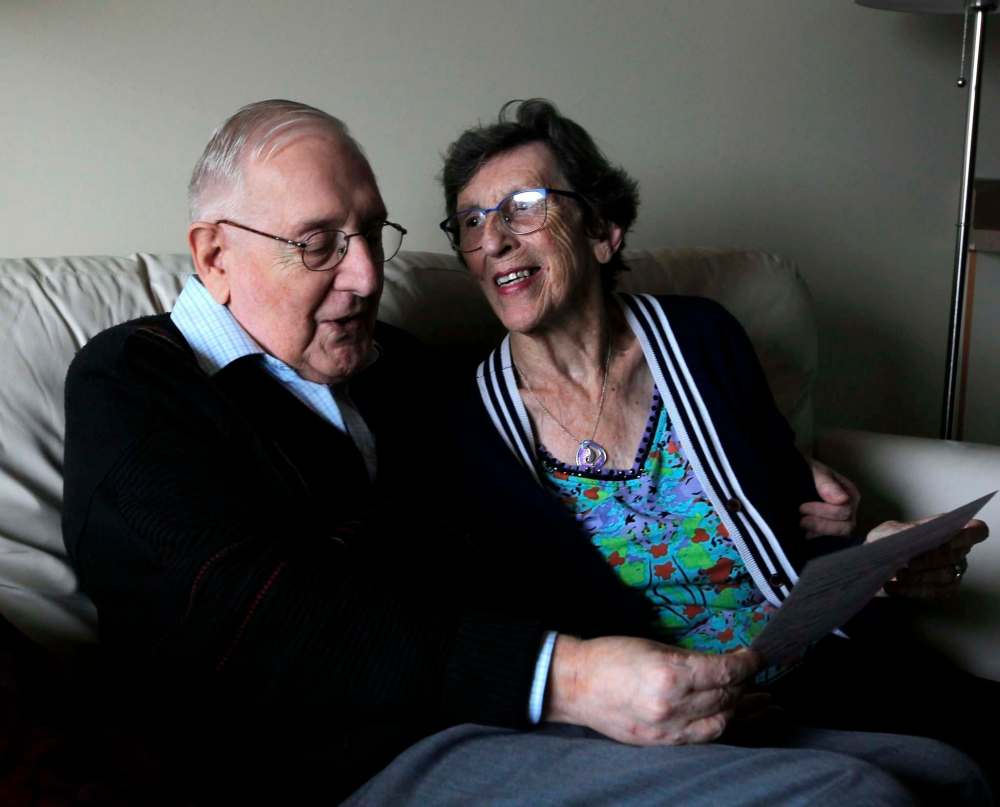 BORIS MINKEVICH / WINNIPEG FREE PRESS
Portrait of Viv Rees, left, and his wife Sheila Rees, 83, who has vascular dementia. Viv is her caregiver.