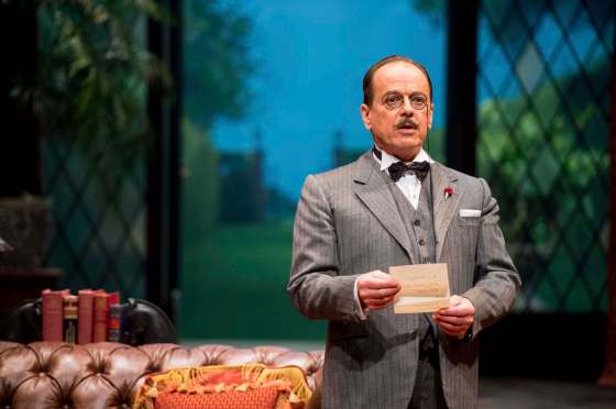 Dylan Hewlett photoLorne Kennedy organic life into master detective Hercule Poirot, a character whose every move is normally precise and calculated.