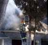 WAYNE GLOWACKI / WINNIPEG FREE PRESS
Winnipeg firefighters battle a house fire in the 400 block of Aberdeen Avenue Tuesday morning.