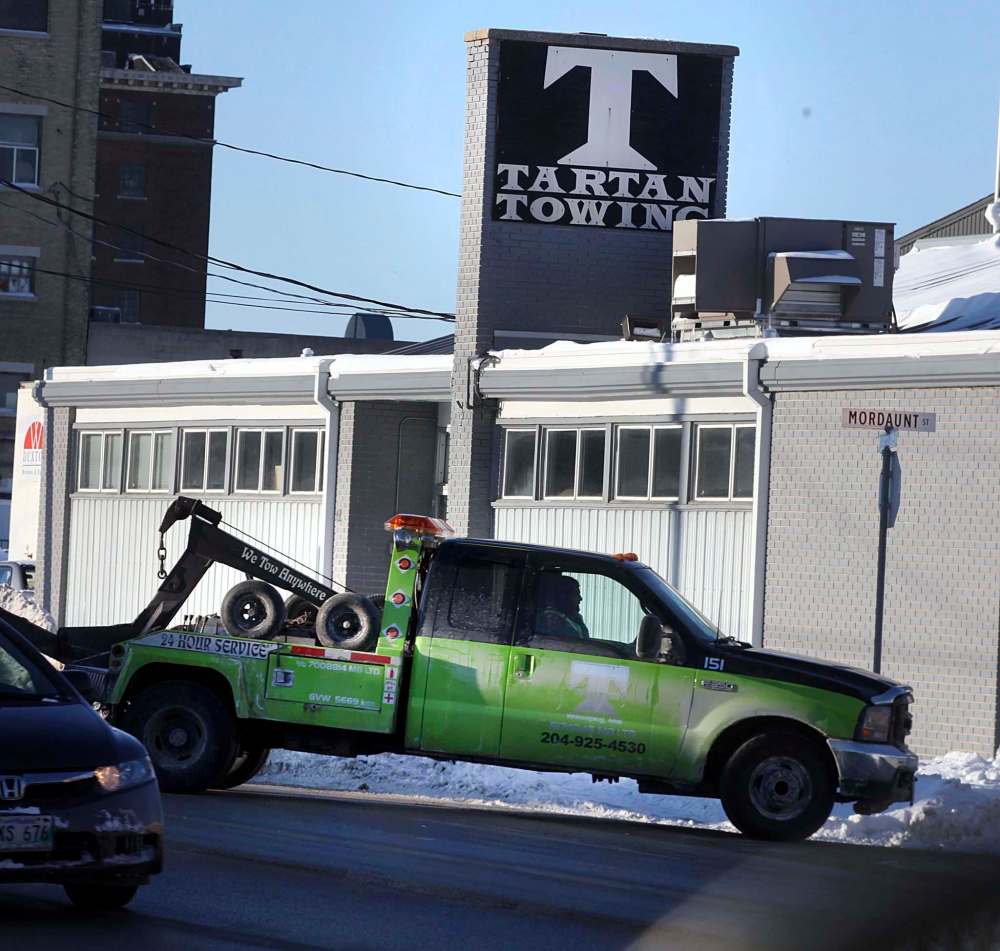 PHIL HOSSACK / WINNIPEG FREE PRESS
A Manitoba judge has ruled that Tartan Towing won’t be held liable for auctioning off an abandoned leased car it had towed.