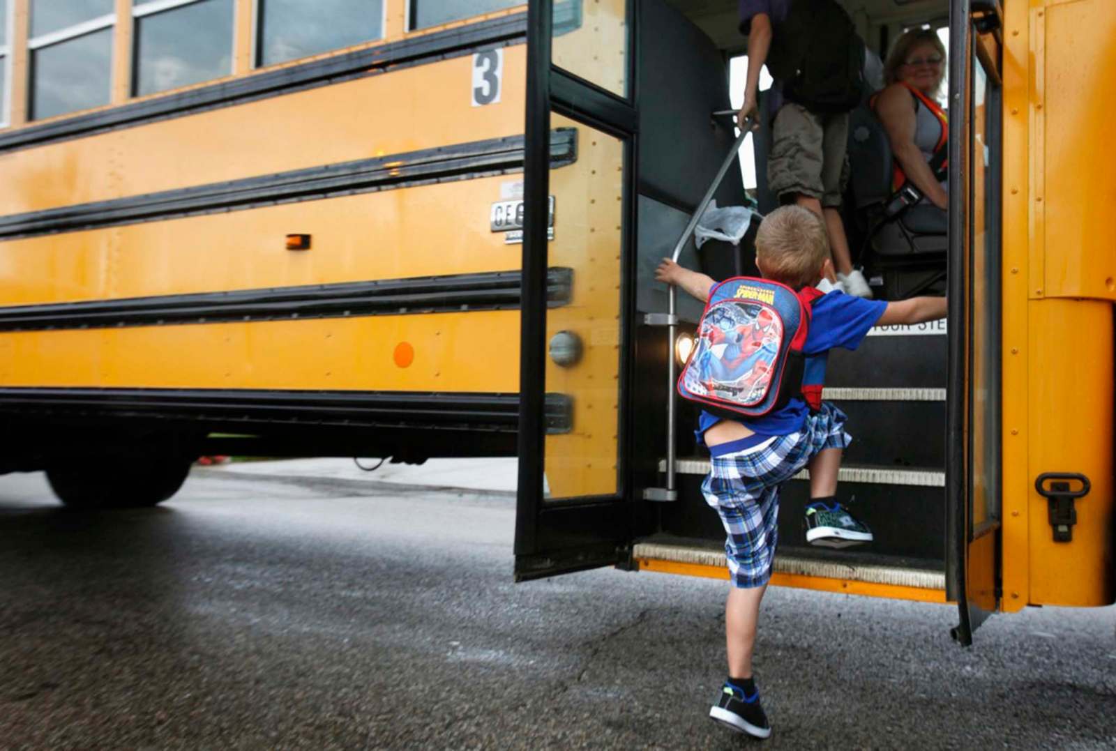 School division launches new bus safety campaign aimed at drivers ...