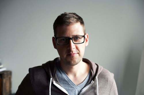 Jaime Hoge photo
Best-selling cartoonist and author Jeff Lemire combines his interests in Cree culture and the legacy of residential schools with his passion for hockey and smalls towns in his latest work, Roughneck.