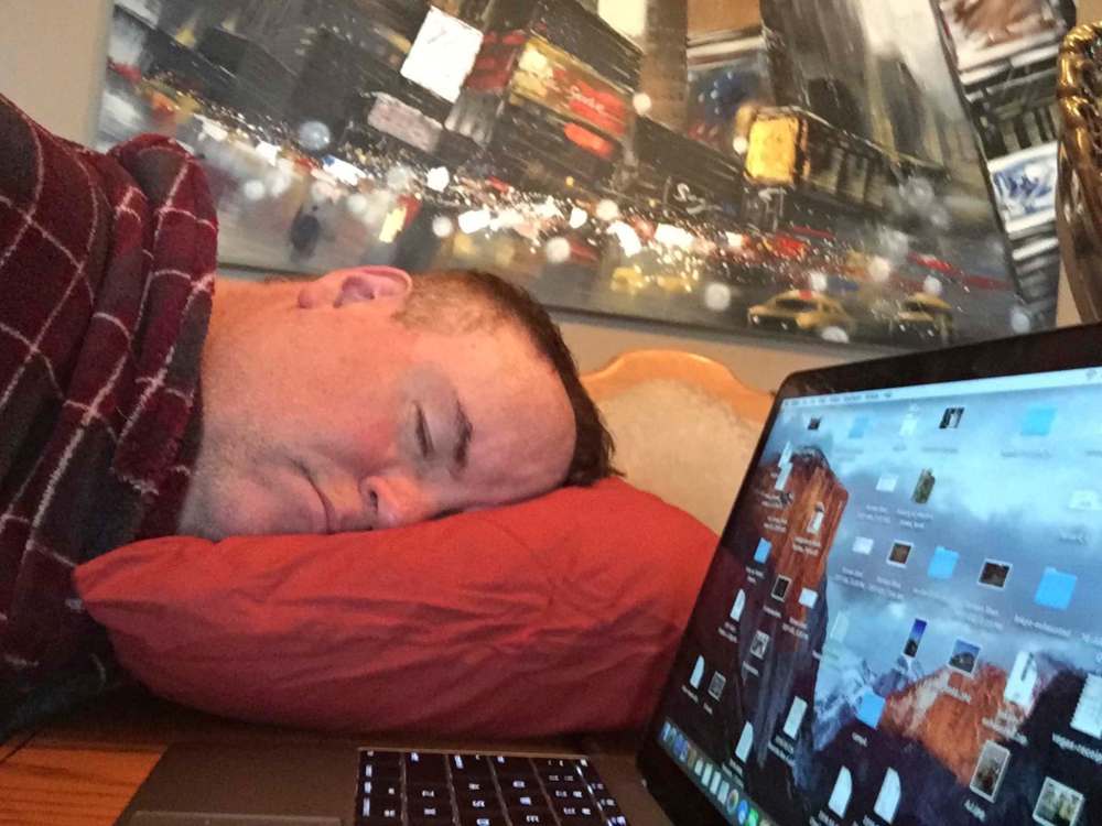 Rest easy with this inflatable pillow Winnipeg Free Press