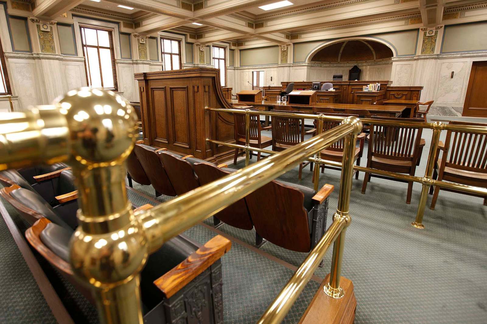Drug bust tossed as suspects’ rights violated – Winnipeg Free Press