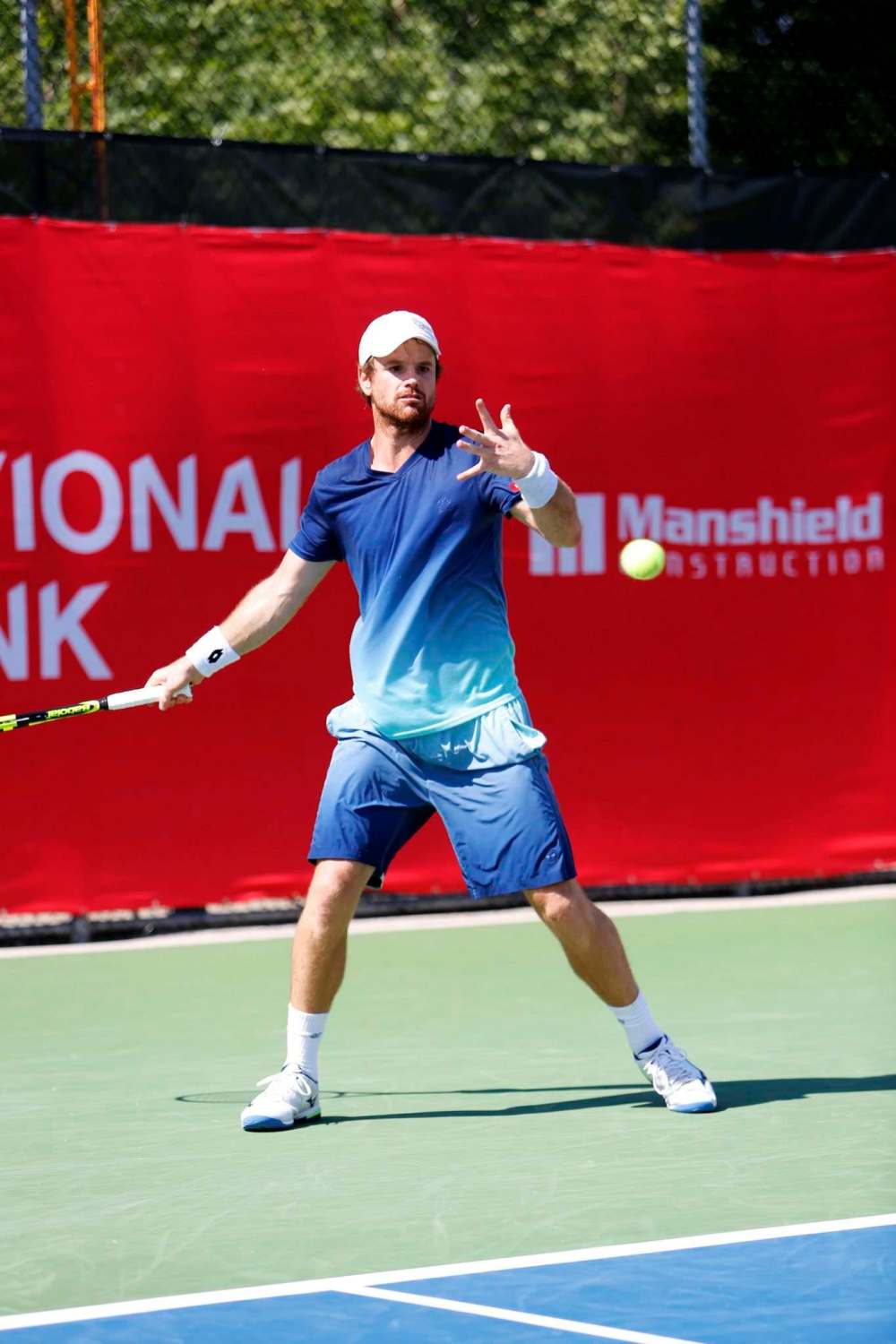 JUSTIN SAMANSKI-LANGILLE / WINNIPEG FREE PRESS FILES
Slovenia's Blaz Kavcic winds up to return the ball during a Friday match at the Challenger Cup.