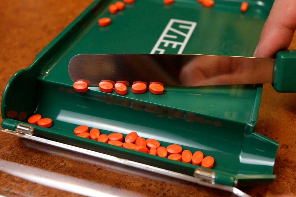 Province capping pharmacy dispensing fees Winnipeg Free Press