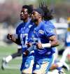 With Leggett out, Robert Porter (right) will earn his first CFL start. (Phil Hossack / Winnipeg Free Press files)