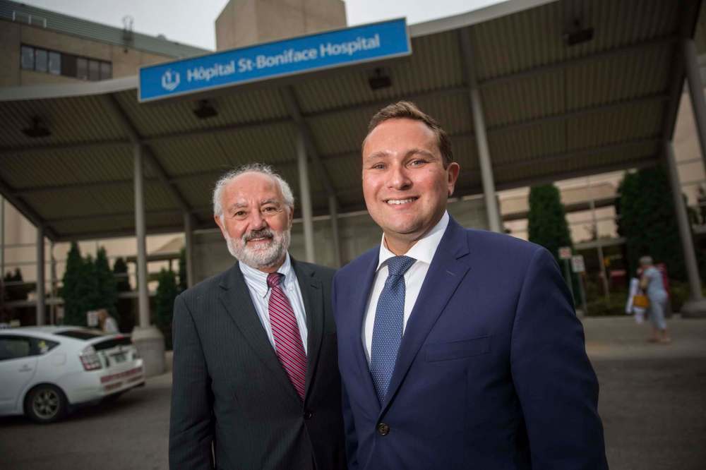 MIKE DEAL / WINNIPEG FREE PRESS
Neil Duboff (left), chairman of the St. Boniface Hospital Foundation, and Vince Barletta, leader of Yes! Winnipeg. Barletta will be leaving Yes! Winnipeg in September to become president and CEO of the hospital foundation.