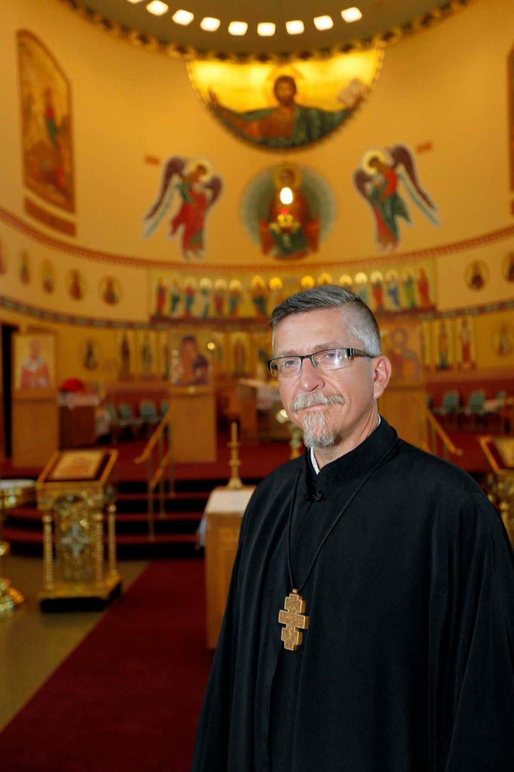 JUSTIN SAMANSKI-LANGILLE / WINNIPEG FREE PRESS
Rev. Eugene Maximiuk at Holy Trinity Ukrainian Orthodox Metropolitan Cathedral, which underwent $4 million in repairs.