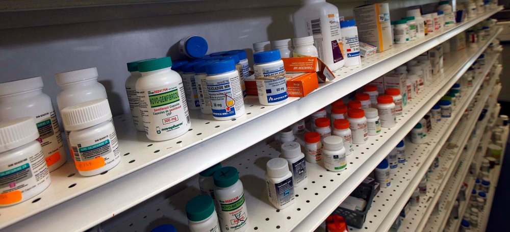 PHIL HOSSACK / WINNIPEG FREE PRESS FILES
The College of Pharmacists of Manitoba says the pilot project is the first step toward creating a proper provincial system for tracking mistakes in pharmacies.