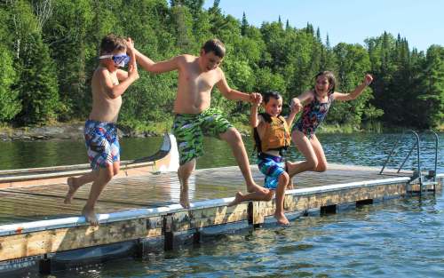 Photo by Jack Osiowy
L-to-R is Nikolai Steward, Scott Mailloux, Levi Mailloux, Sadie Mailloux go for a dip.