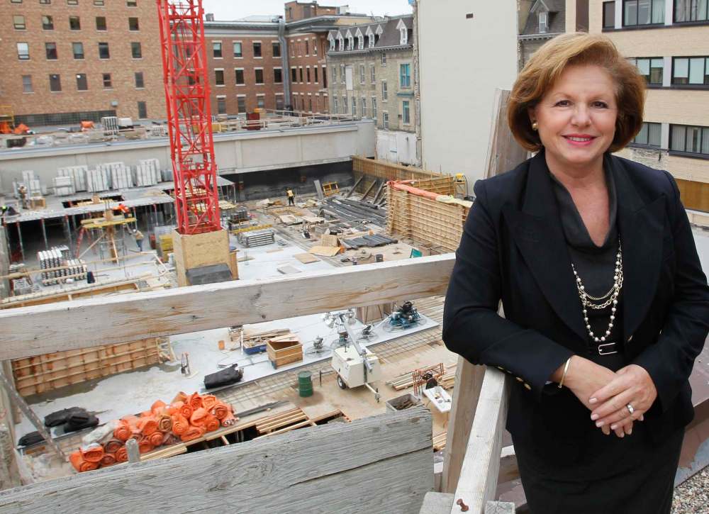 WAYNE GLOWACKI / WINNIPEG FREE PRESS FILES
Misericordia Health Centre president Rosie Jacuzzi, pictured in 2012, said the Winnipeg Regional Health Authority's announcement that it was closing Misericordia’s urgent care centre caught her by surprise.