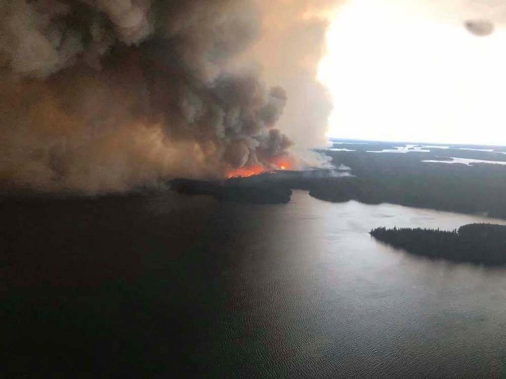 Winnipeg Free Press files / Facebook
The northern Manitoba wildfires on Aug. 30.