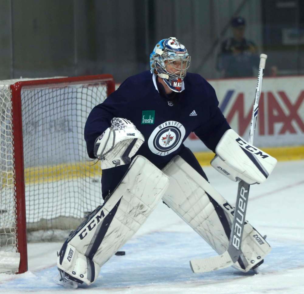 WAYNE GLOWACKI / WINNIPEG FREE PRESS
Winnipeg Jets goaltender Steve Mason, practising at the BellMTS Iceplex Thursday, said the trade to Philly rejuvenated his career.