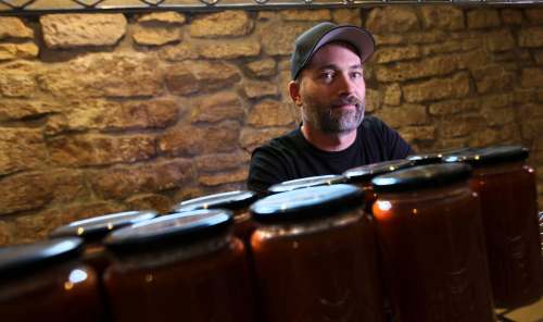 RUTH BONNEVILLE / WINNIPEG FREE PRESS
As part of his custom catering business, chef Ben Kramer helps clients create individually crafted menus.