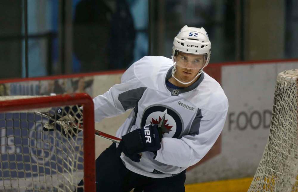 Jack Roslovic led Manitoba in scoring last season — his first year of pro — with 13 goals and 35 assists in 65 games.. (Wayne Glowacki / Winnipeg Free Press files)