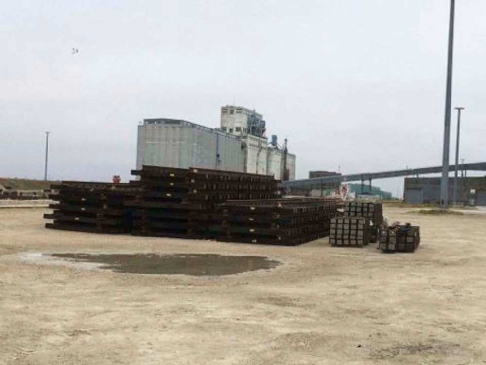 SUPPLIED
These tracks arrived at the Port of Churchill in mid-September, stoking rumours that VIA Rail will remove its train cars by boat.