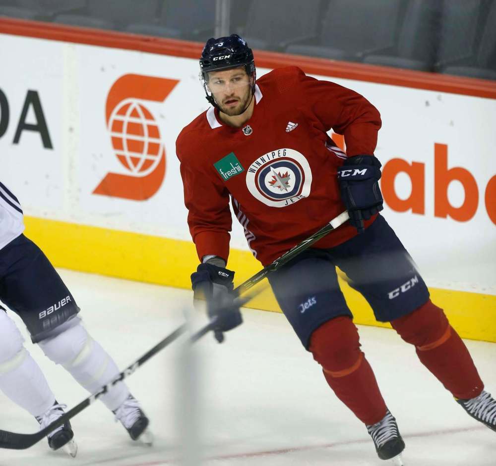 WAYNE GLOWACKI / FREE PRESS FILES
Tucker Poolman will join the Moose, in the midst of a six-game road trip through California, for a game in Stockton Friday night.