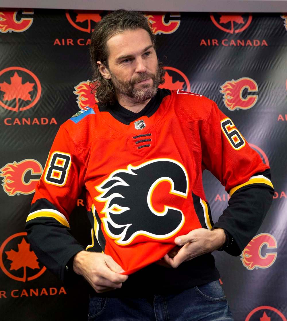 Larry MacDougal / The Canadian Press
Jaromir Jagr will pass hockey great Gordie Howe for most games played in a career if he skates in 57 games this season. He also sits second in all-time NHL scoring, behind Wayne Gretzky.