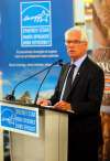 BORIS MINKEVICH / WINNIPEG FREE PRESSCanada&rsquo;s Minister of Natural Resources, the Honourable Jim Carr, at Weston Bakeries, 1485 Chevrier Road, to make an announcement in support of Canada&rsquo;s industrial sectors. Here he is at the podium. MARTIN CASH STORY. OCT. 10, 2017