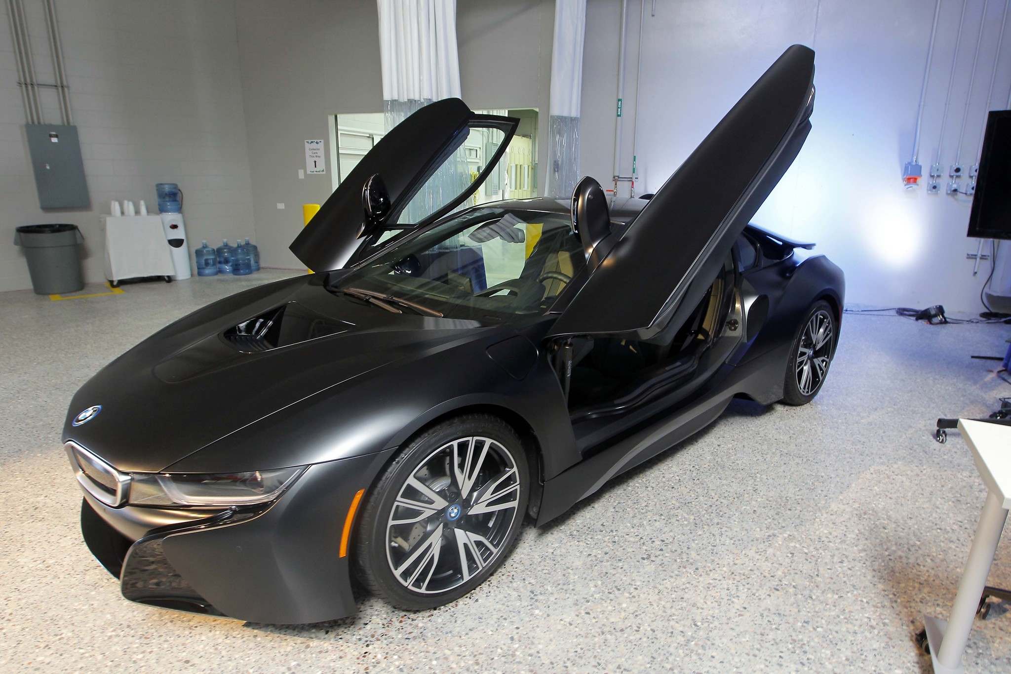 MPI opens cuttingedge autorepair training, research centre Winnipeg