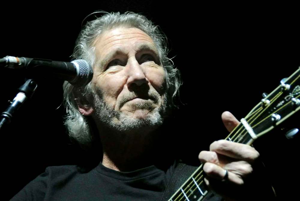 MIKE DEAL / WINNIPEG FREE PRESS files
Roger Waters performs at MTS Centre in 2012.