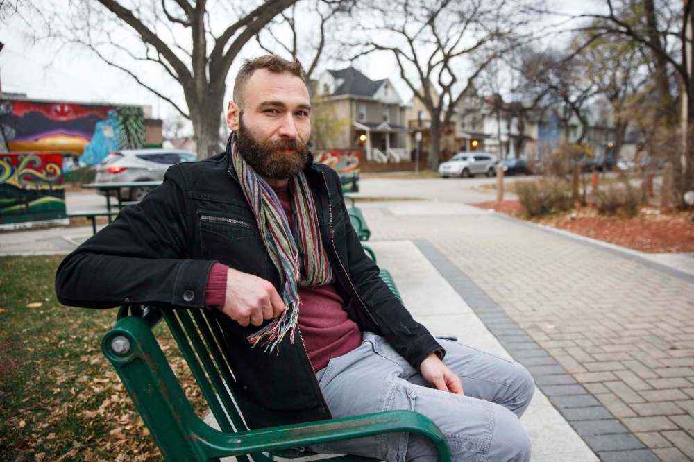 MIKE DEAL / WINNIPEG FREE PRESS
Rob Moquin, Policy Manager at Food Matters Manitoba in the small park across the street from the University of Winnipeg at Spence and Ellice.
171031 - Tuesday, October 31, 2017.