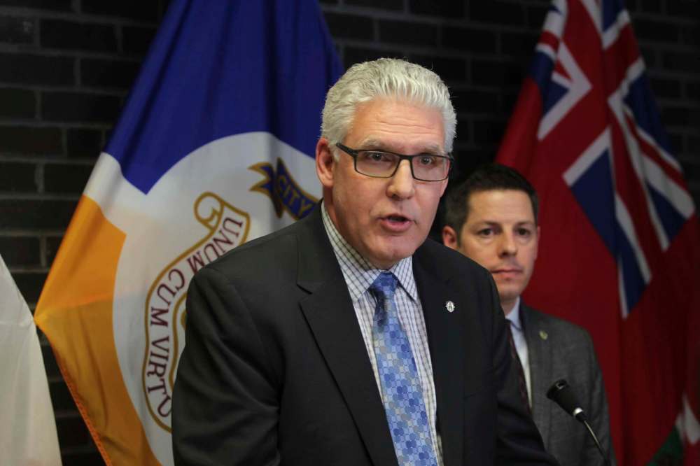 RUTH BONNEVILLE / WINNIPEG FREE PRESS FILES
Winnipeg’s chief administrative officer Doug McNeil circulated an email to members of council Monday in which he noted city hall will not be pursuing the Sterling Lyon Parkway route as a corridor option.