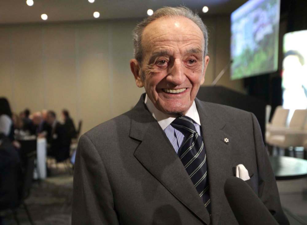 RUTH BONNEVILLE / WINNIPEG FREE PRESS
Philanthropist Arthur Mauro was all smiles as he spoke to guests and the media at a luncheon where his $5-million donation to the University of Manitoba's Front and Centre campaign was announced.